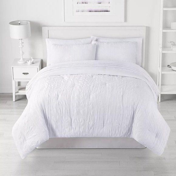 The Big One Bedding 8 Pc Queen The Big One Bright White Comforter